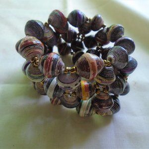 stretch paper bead bracelet